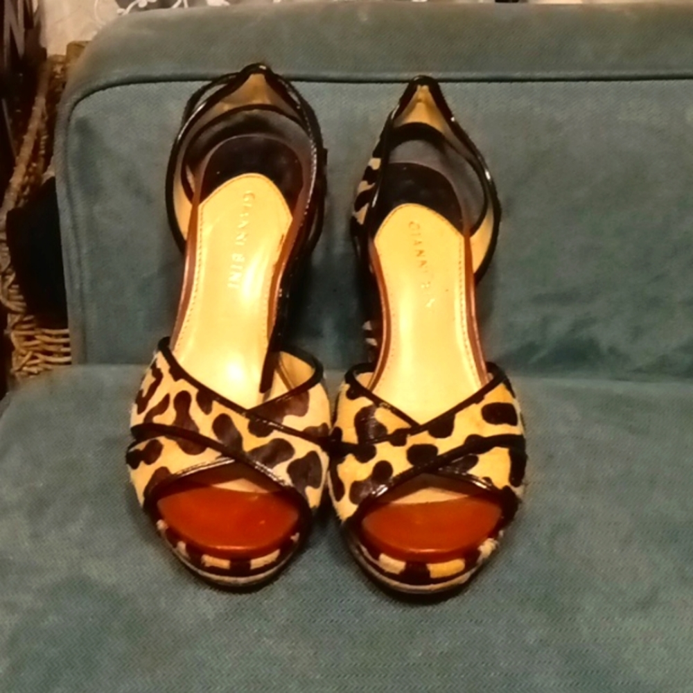 Gianni Bini wedges